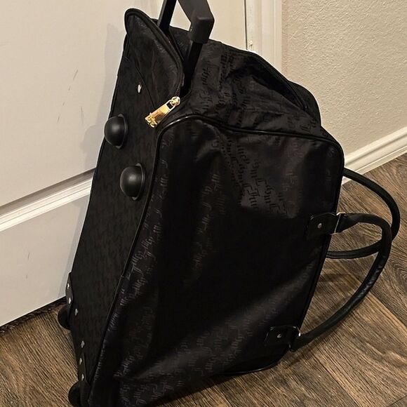 Juicy Couture Signature Juicy Logo Rolling Duffel Bag - Picture 8 of 11